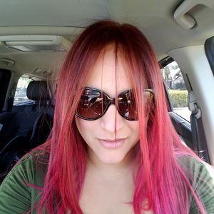 Meet your Posher, Yeny